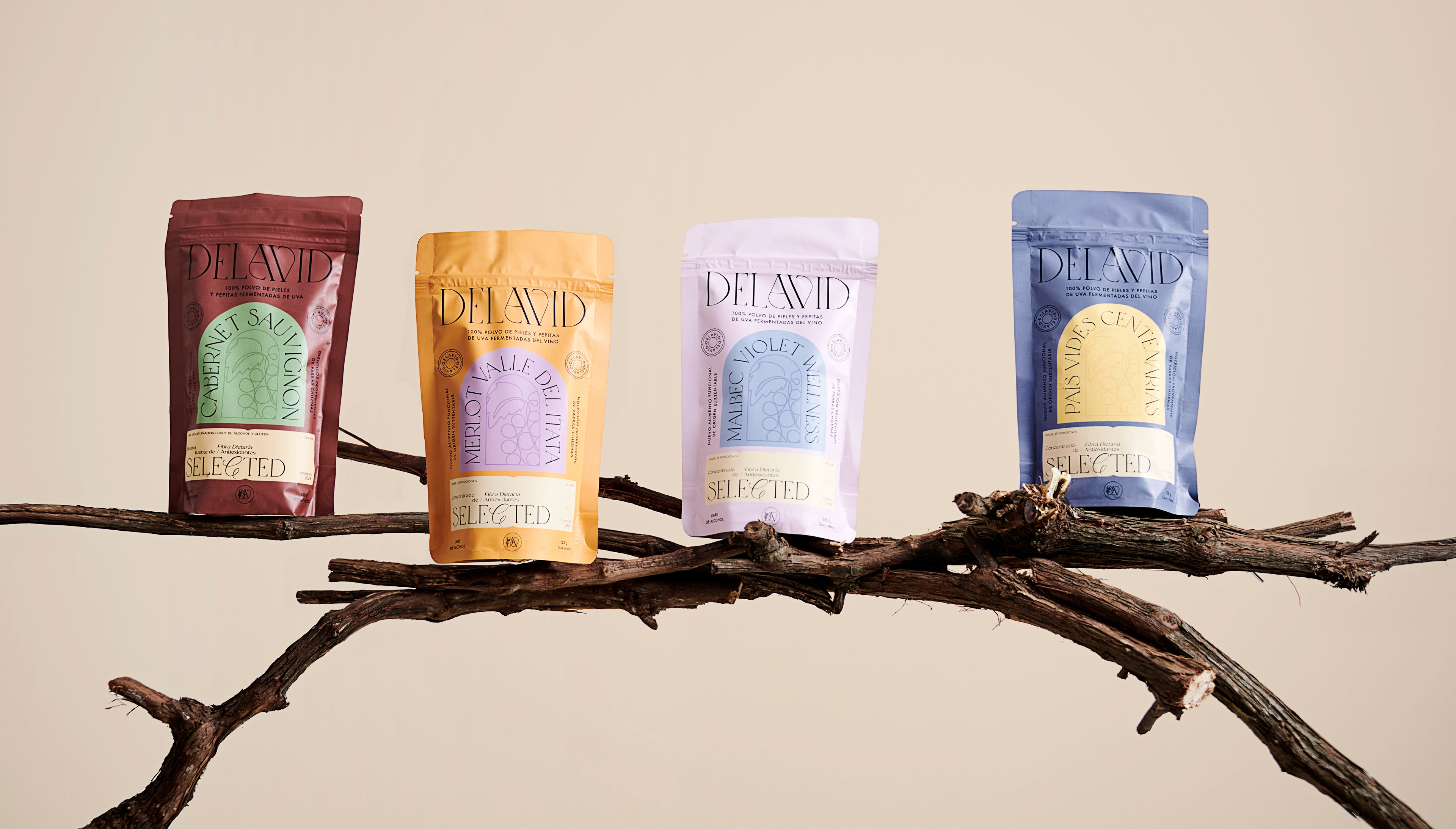 Doypacks de Delavid en diferentes variedades de uva chilena, superalimentos ricos en fibra y antioxidantes para cocina saludable y bienestar